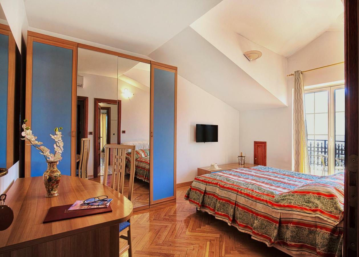Villa Sveta Eufemija - Bed And Breakfast Rovinj Bagian luar foto
