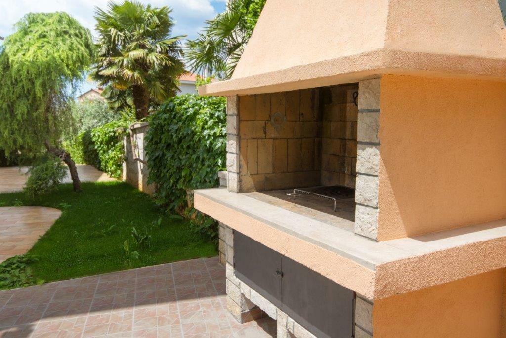 Villa Sveta Eufemija - Bed And Breakfast Rovinj Bagian luar foto